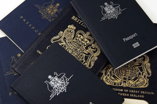 Passaportes Britânicos Australianos Antigos Novos — Fotografia de Stock