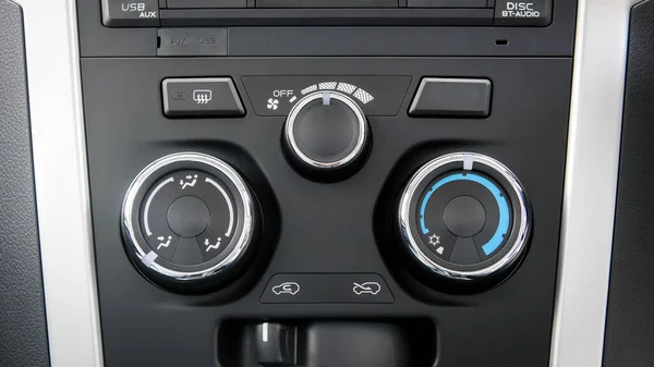 汽车空调控制面板 — 图库照片