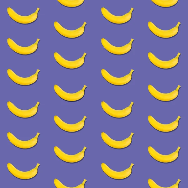 Seamless Pattern Fresh Ripe Yellow Bananas Lavender Background Very Peri — Foto Stock
