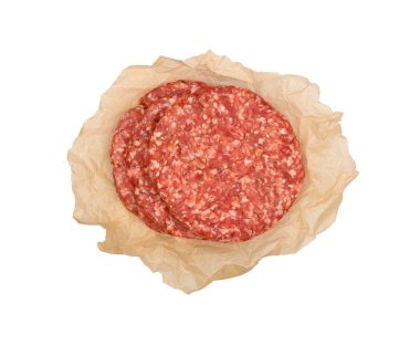 Kahverengi kağıt parşömene sarılı hamburger için üç taze çiğ et burger. Beyaz arka planda izole edilmiş, üst manzarası yüksek, tam üstte.