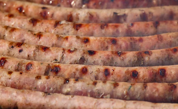 Närbild Matlagning Kött Korv Grill Rökning Och Stekning Dem Hög — Stockfoto