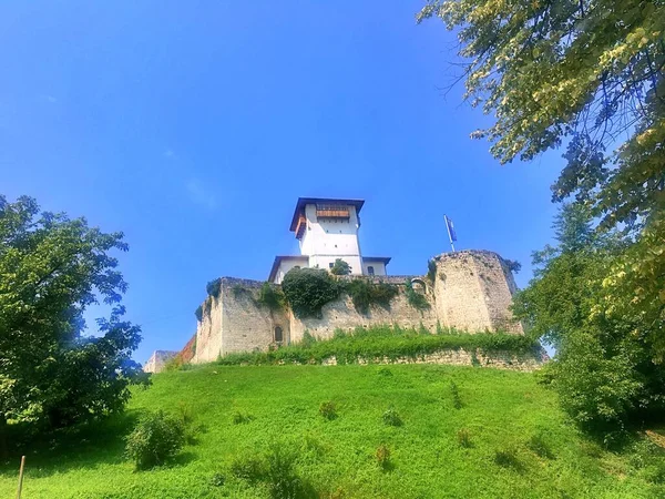 Cidade Superior Com Torre Capitão Husein Gradascevic Castelo Gradacac Cidade — Fotografia de Stock