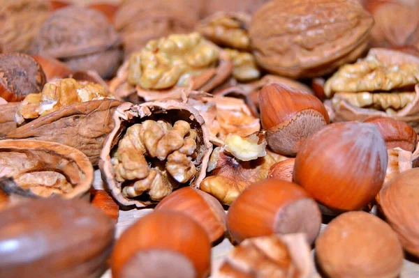 Hazelnuts Walnuts Table Background — Fotografia de Stock