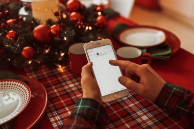 İnternetten sipariş veren adam