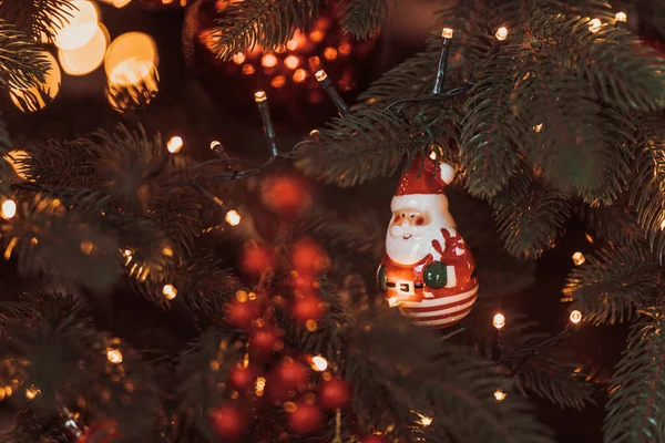 Vánoční Stromeček Slavnostně Zdobený Míčky — Stock fotografie