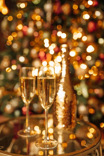 Frohe Weihnachten Eine Flasche Champagner Und Gläser — Stockfoto