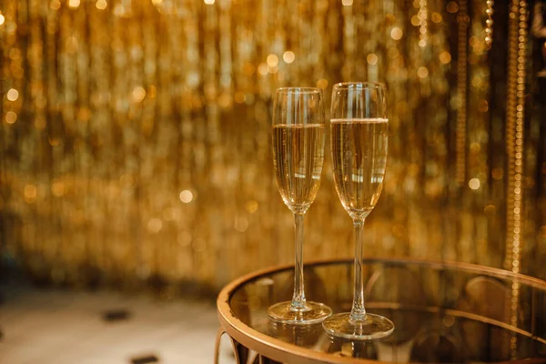Vrolijk Kerstfeest Champagne Glazen — Stockfoto