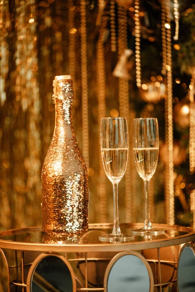 Célébration Joyeuse Noël Bouteille Champagne Avec Verres — Photo