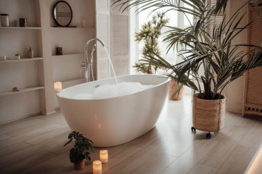 İskandinav tarzı tuvaletin içi.