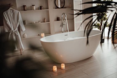 İskandinav tarzı tuvaletin içi.