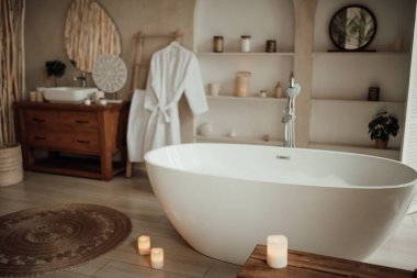 İskandinav tarzı tuvaletin içi.