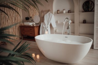 İskandinav tarzı tuvaletin içi.