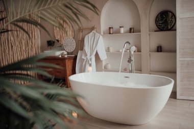 İskandinav tarzı tuvaletin içi.