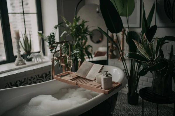 Interior Luxury Bathroom — Stock Photo, Image