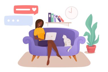 Akıllı kadın kanepede dizüstü bilgisayarla oturuyor ve salgın sırasında evde çalışıyor. Uzaktan çalışma geçmişi, serbest bilgi grafikleri, site kahramanı görüntüleri için mükemmel. Düz stil modern vektör illüstrasyonu.