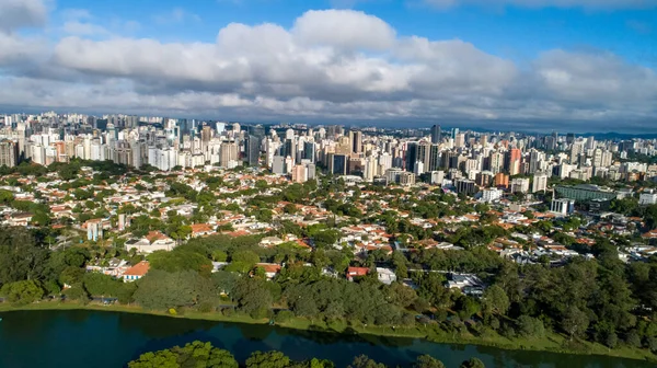 Légi Felvétel Ibirapuera Parkról Sao Paulóban Lakóépületek Vannak Környéken Ibirapuera — Stock Fotó