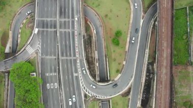 Brezilya, So Paulo 'daki Tatuap bölgesinin hava görüntüsü. Mahalledeki ana cadde, metro istasyonuna yakın..