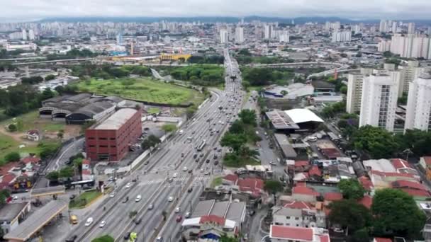 ブラジル サンパウロのタタップ地区の空中ビュー 周辺の大通り 地下鉄駅の近く — ストック動画