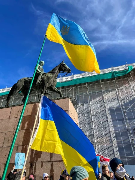 Helsinki Finlandia 2022 Demonstrasi Menentang Perang Ukraina — Foto Stok Gratis