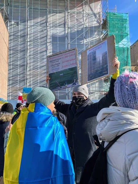 Helsinki Finland 2022 Demonstratie Tegen Oorlog Oekraïne — Gratis stockfoto