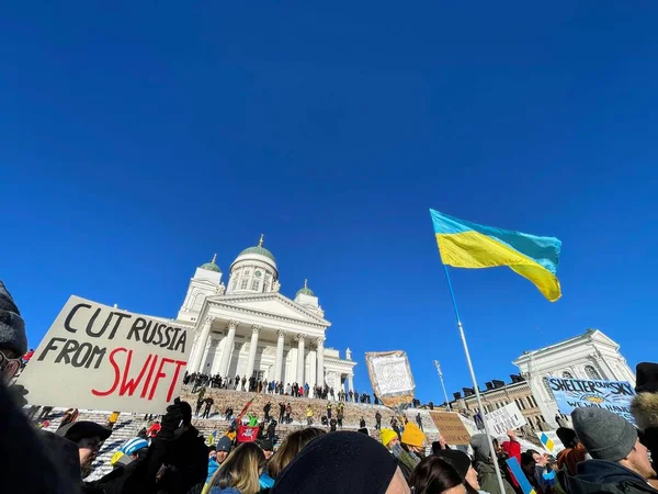 Helsinki Finnland 2022 Demonstration Gegen Den Krieg Der Ukraine — kostenloses Stockfoto