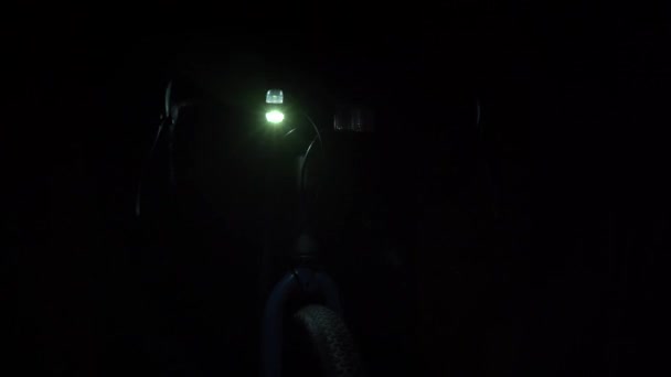 Λάμπα Ποδηλάτου Ασφάλεια Νυχτερινό Ποδήλατο Μπροστά Φως — Αρχείο Βίντεο