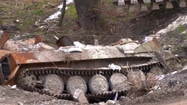 Rus ordusunun bozuk piyade savaş aracı. Yakın plan. yok edilmiş zırhlı araçlar