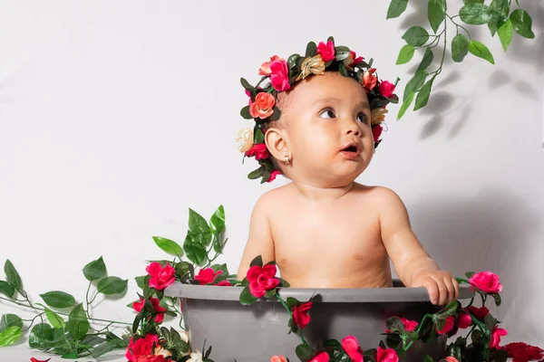 Beautiful Latina Baby Girl Brown Skin Gray Bucket Surrounded Flowers — Foto Stock
