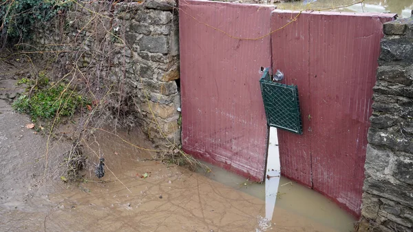 Inundación Del Río Arga Ciudad Pamplona Diciembre 2021 Agua Rompió —  Fotos de Stock