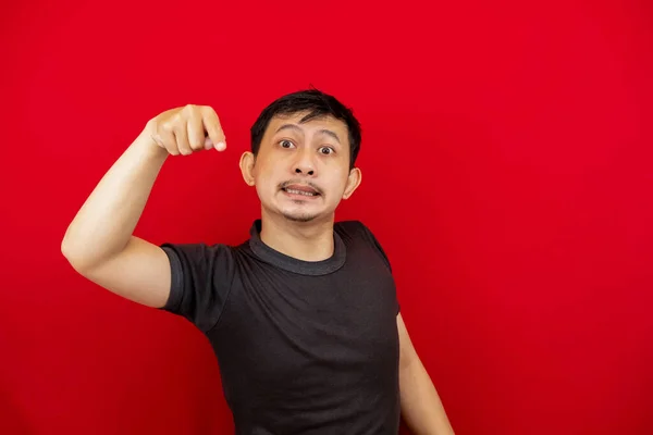 Face Scolding Asian Man Black Shirt Pointing His Hand Red — Stock Photo, Image