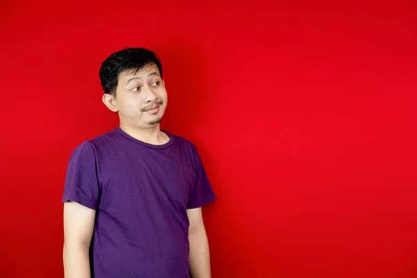 Asian Man Wearing Purple Shirt Looking Empty Space Content Red — Stock Photo, Image