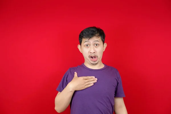 Surprised Face Asian Man Wearing Purple Shirt Red Background — Stock Photo, Image