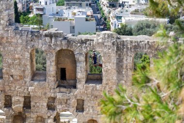 Akropolis Tepesi 'ndeki tapınak kalıntıları, Atina, Yunanistan 2022