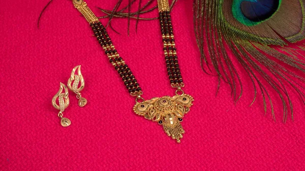 Mangalsutra Vagy Arany Nyaklánc Amit Egy Házas Hindu Visel Gyönyörű — Stock Fotó