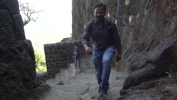 Pune Maharashtra Índia Fevereiro 2020 Turistas Shaniwar Wada Fort Shaniwar — Vídeo de Stock