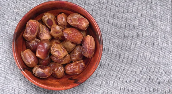 Dates Wooden Bowl Background Dried Date Fruits Closeup Shot — Fotografia de Stock