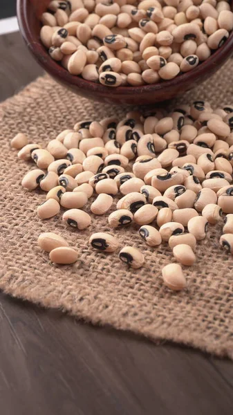 Uncooked Black Eyed Peas Wooden Spoon Health Food Concept — Fotografia de Stock