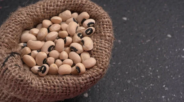 Sack Kacang Polong Hitam Mentah Konsep Makanan Sehat — Stok Foto