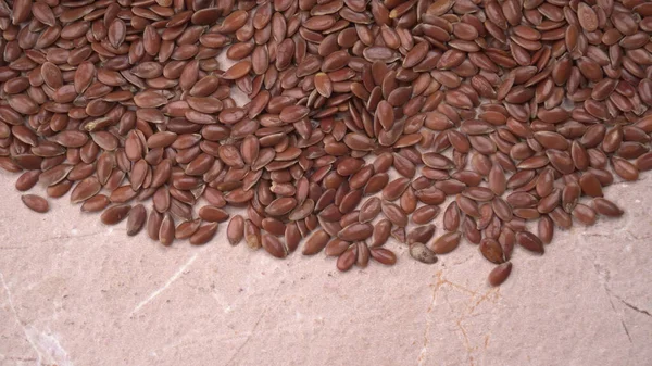 Haufen Brauner Leinsamen Oder Leinsamen Auf Holzgrund Gesunde Ernährung — Stockfoto