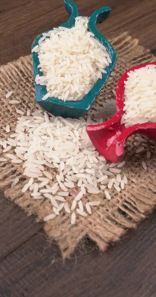 Blue Red Clay Bowls Uncooked Raw Rice Wooden Table Healthy — Stock Photo, Image