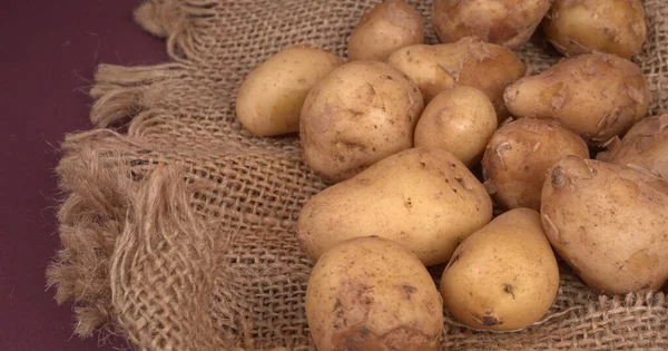 Купа Сирої Картоплі Приготування Їжі Крупним Планом — стокове фото