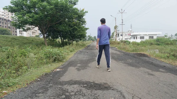 Back Man Walking Road — Foto de Stock