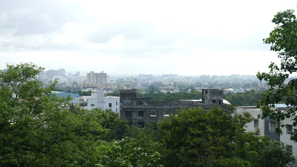 Green Trees Old City Buildings Cloudy Sky Daytime — Photo