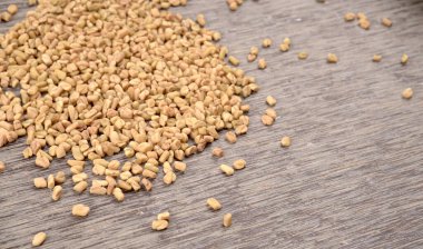 Masada organik çemen otu tohumu, Hint mutfağı malzemesi, yakın çekim. 