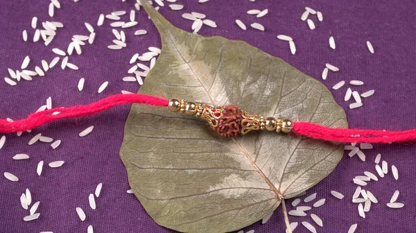 Pulsera Tradicional India Llama Rakhi Hermana Ata Hermanos Muñeca Ocassión — Foto de Stock