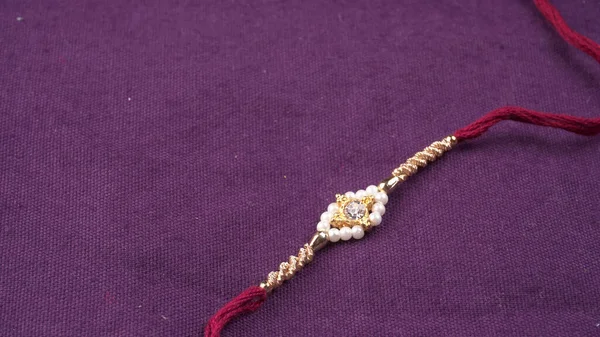 Traditionelles Indisches Armband Ruft Rakhi Schwester Bindet Brüder Handgelenk Die — Stockfoto