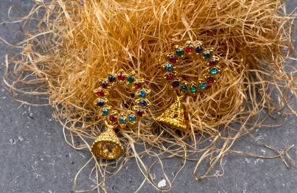 Golden Earrings Corn Leaves Silver Background — Stockfoto