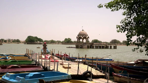 Παλιά Σκάφη Στο Λιμάνι Του Ποταμού Ινδία — Φωτογραφία Αρχείου