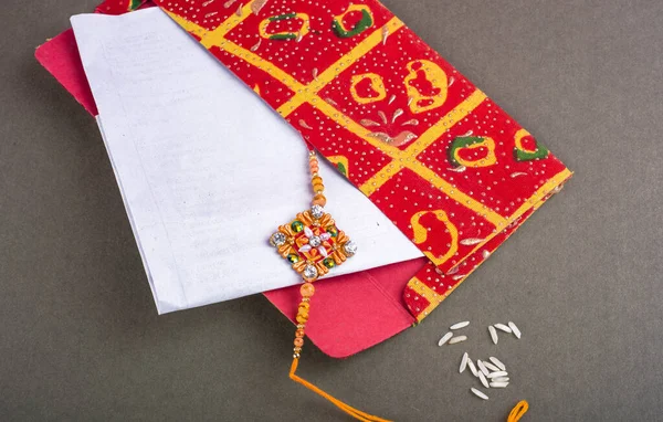 Traditional Indian Jewelry Paper Envelope — Fotografie, imagine de stoc