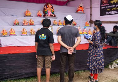 Ganesha Hindu statues selling on Indian market
